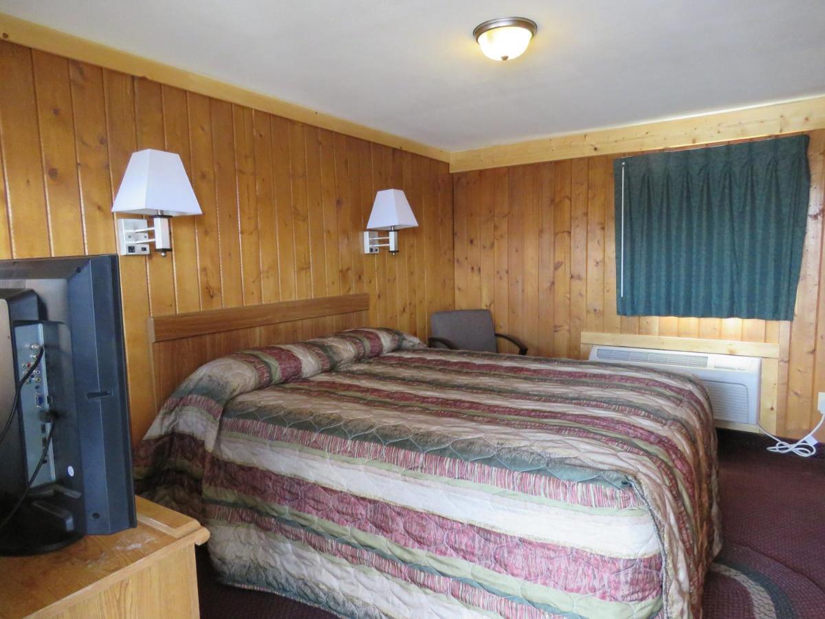 Walden North Park Inn & Suites חדר תמונה
