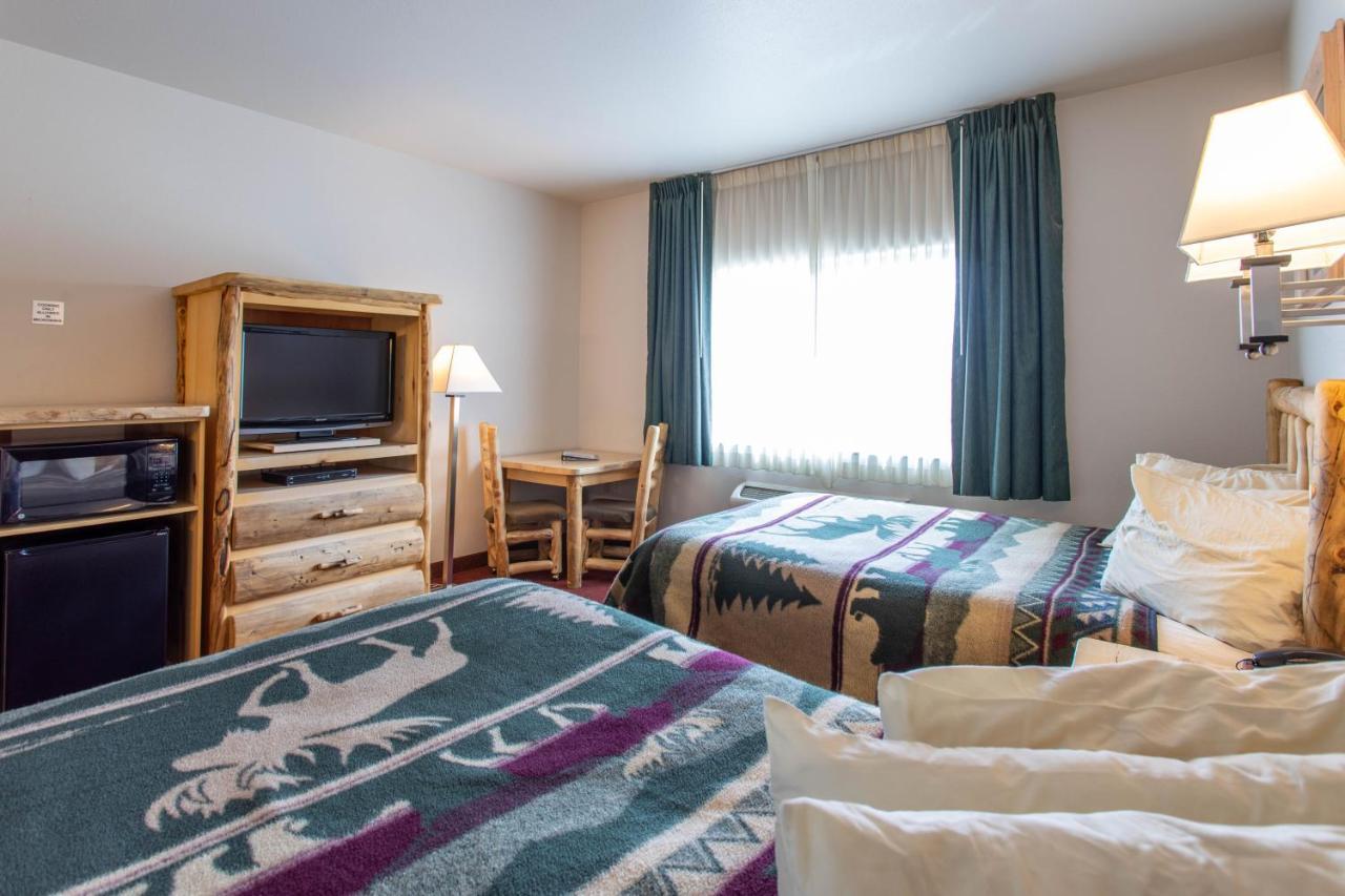 Walden North Park Inn & Suites מראה חיצוני תמונה