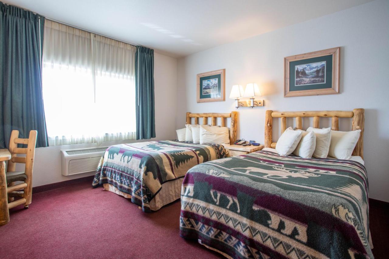 Walden North Park Inn & Suites מראה חיצוני תמונה